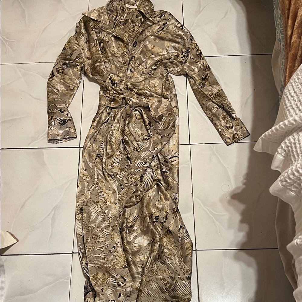 MARBLE Long Sleeve Patterned Maxi Dress - Brown and Black